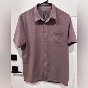 Vuori Men's Bridge Button Down Short Sleeve Shirt